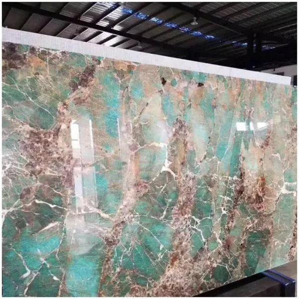 AMAZONIA QUARTZITE