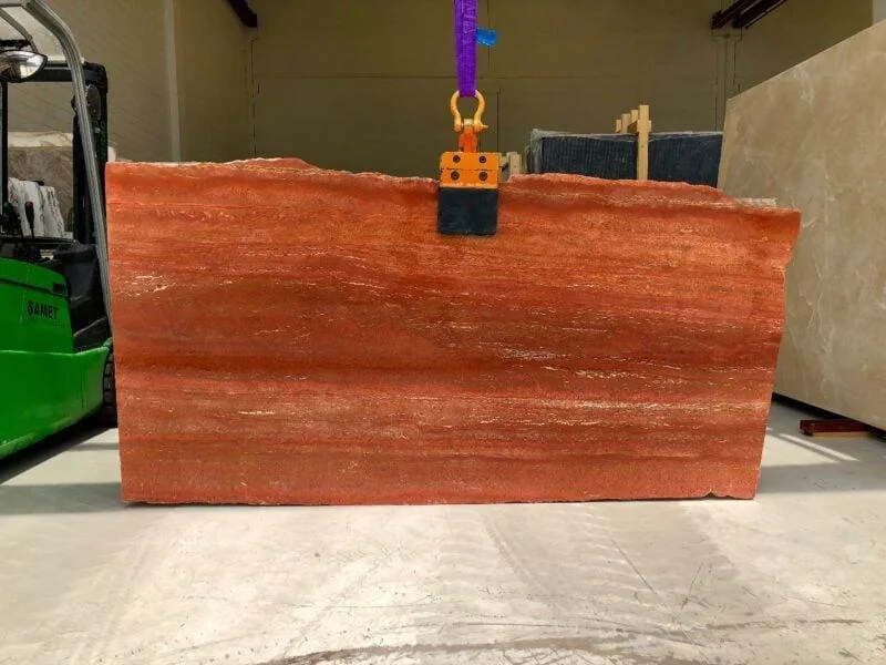 Red Travertine | Bold Outdoor Collection