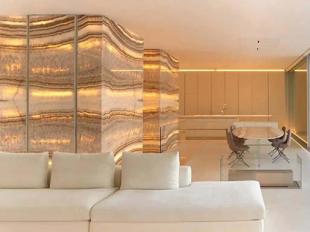 Honey Onyx for Golden Backlit Walls | Turkish Honey Onyx Supplier
