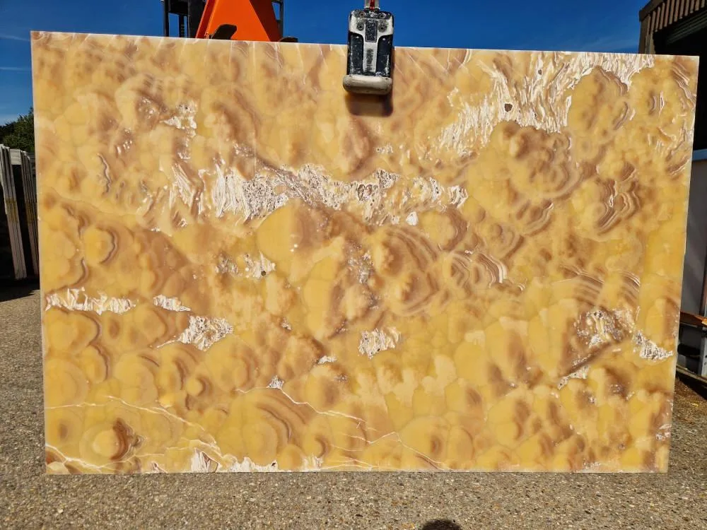 Honey Onyx for Golden Backlit Walls | Turkish Honey Onyx Supplier